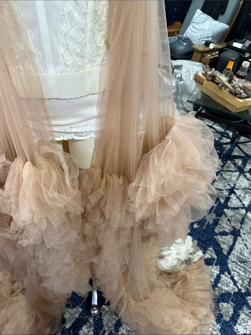 Elegant Blush Ruffle Maternity Robe - Picture 10 of 10